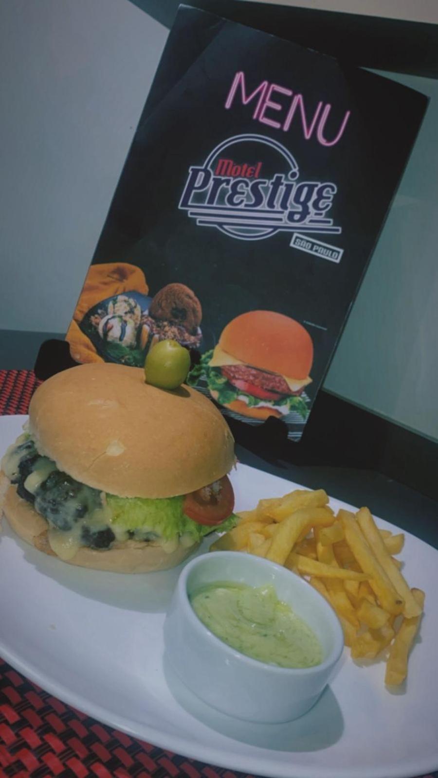 Hotel do amor Prestige 1 *